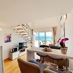 Design Bonavista Apartment *